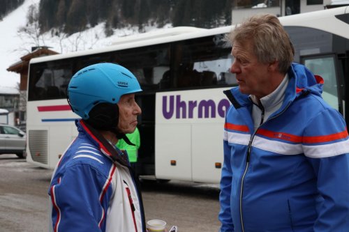 Präse Norbert im Gespräch mit Peter Mösbauer (Skiverband München)