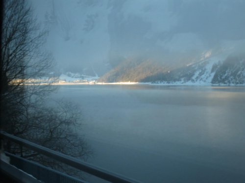 Am Achensee noch dichter Nebel