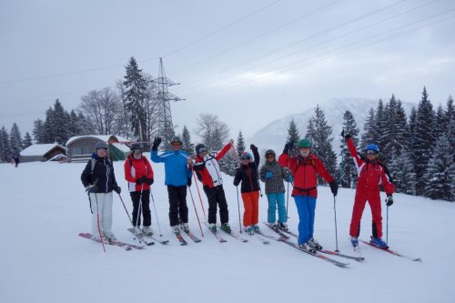 im Skigebiet mit echtem Gruppenerlebnis
